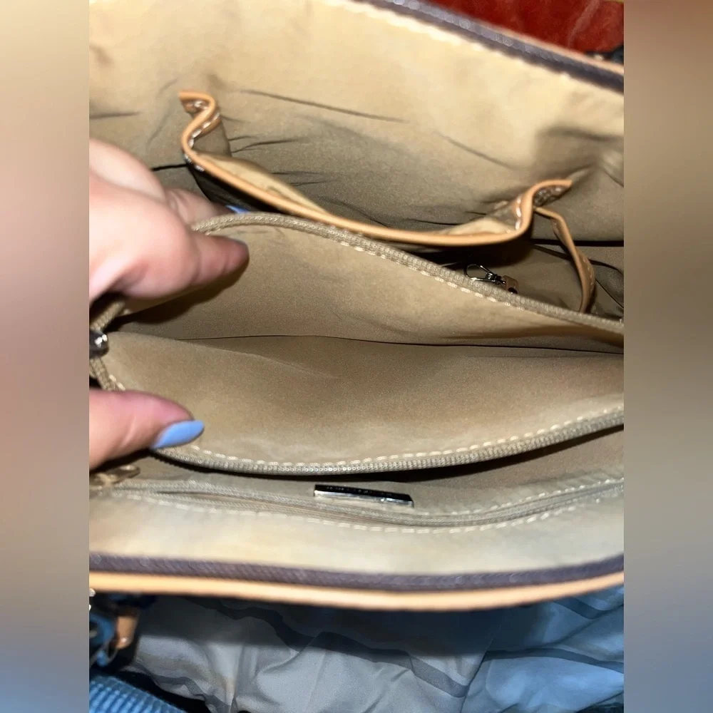 GIANI BERNINI Safiano Dome Satchel, Dark Brown and Tan, includes adjst. Strap - Picture 3 of 15